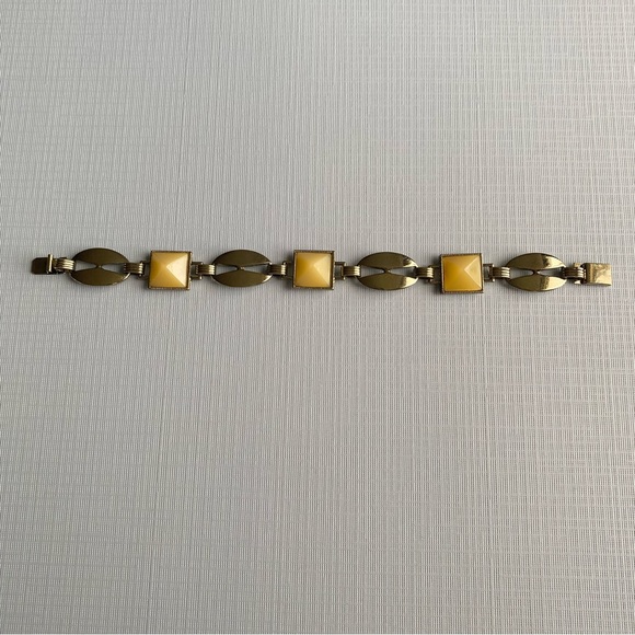 NWOT Jewelmint Art Deco Gold Tone Link Bracelet - Picture 5 of 9